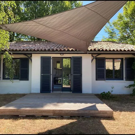 Holiday home Domaine Cassevinha Gauriac